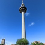 Visita virtual a Torre España, popularmente conocida como El Pirulí a través de fotos esféricas. Pequeño homenaje desde este blog por su 30 aniversario