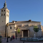 Visita virtual al exterior de la Iglesia Parroquial de San Martín Obispo y a la Plaza Mayor de Lillo (Toledo) a través de fotos esféricas